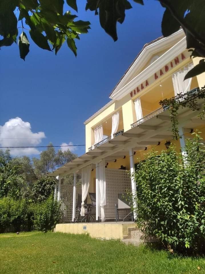 Villa Ladina リジア エクステリア 写真